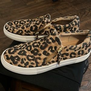 Steve Madden Slip On Sneakers